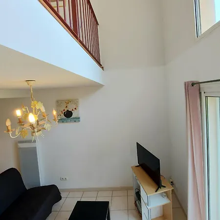 65m2 Ok Cheques 2km 6pers 2ch Jardin Parking Wifi Daire
