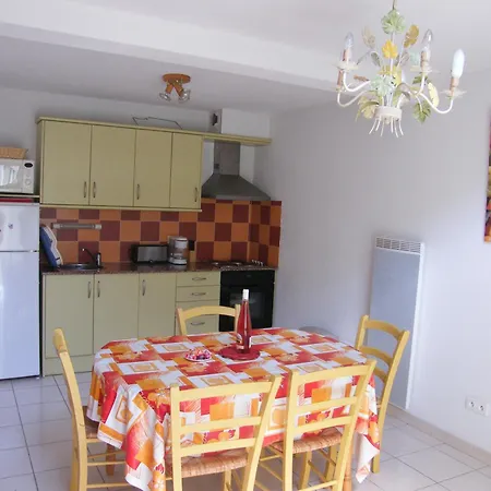 65m2 Ok Cheques 2km 6pers 2ch Jardin Parking Wifi Daire *